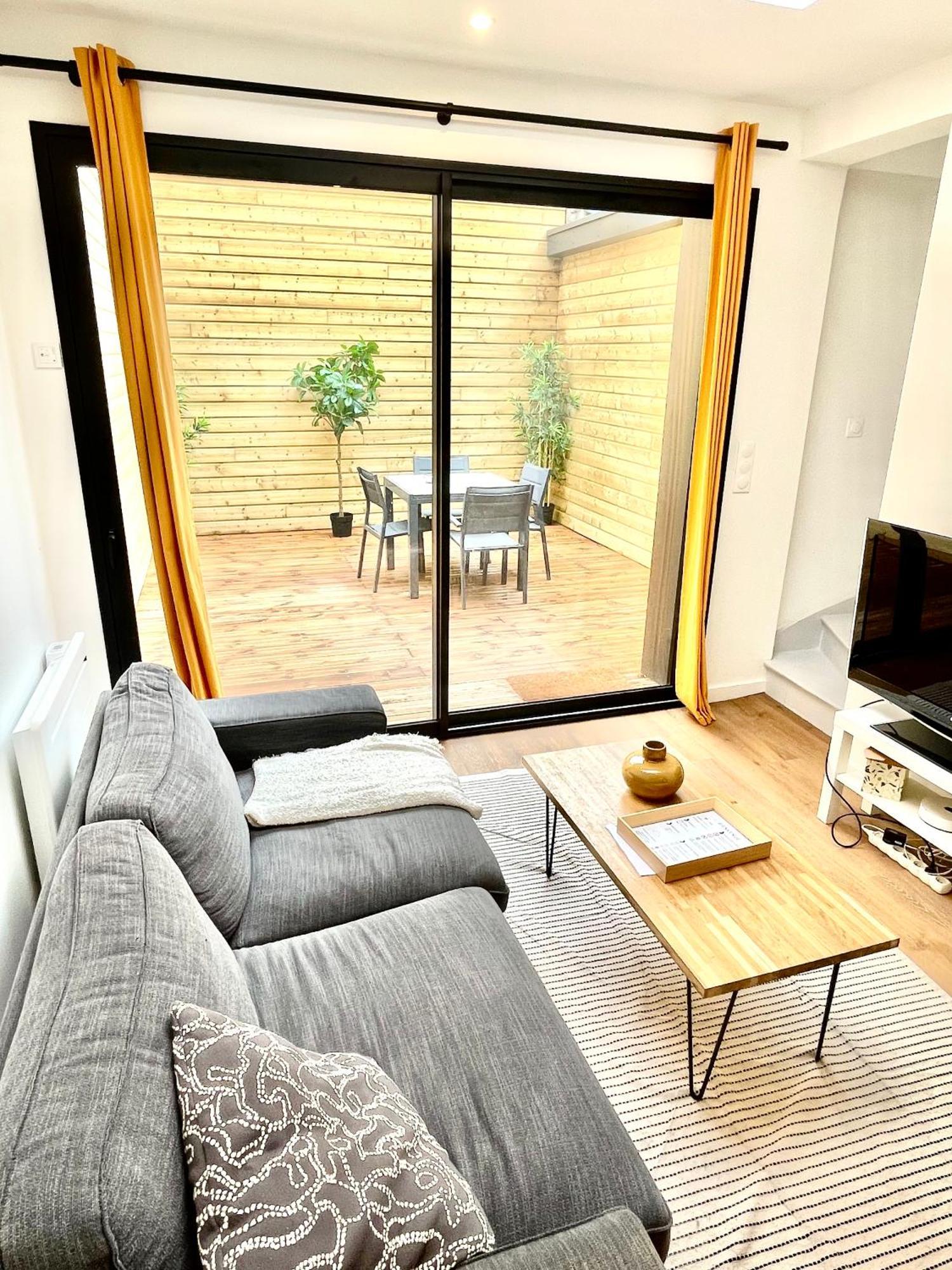 Maison Familiale 3 Chambres Avec Terrasse Mouvaux Dış mekan fotoğraf